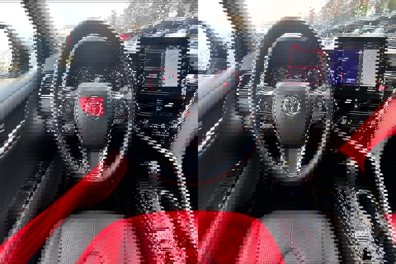 Used 2023 Toyota Camry XSE image 5