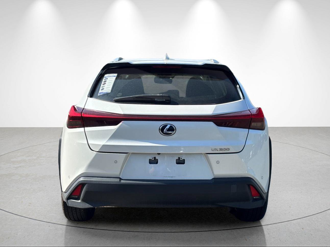 Used 2021 Lexus UX 200 w/ Premium Package FWD image 4