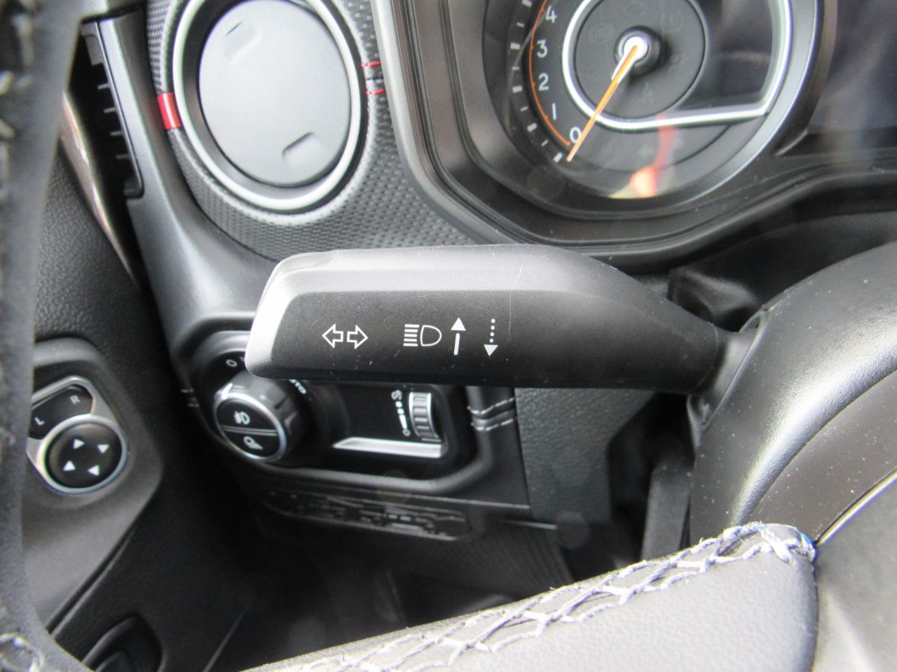 Used 2025 Jeep Gladiator Rubicon image 27