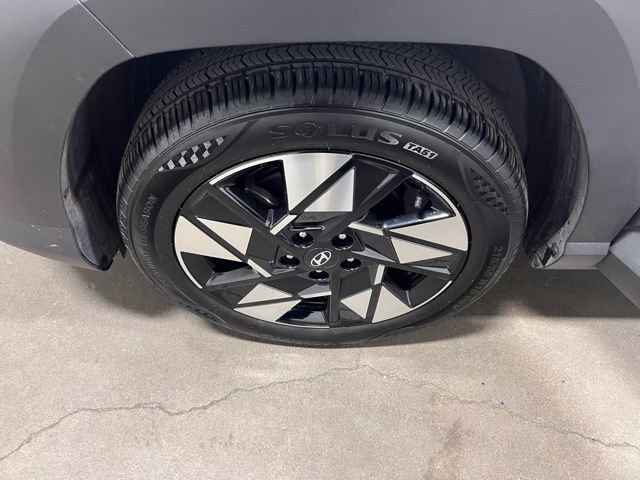 Used 2024 Hyundai Kona SEL w/ Convenience Package image 29