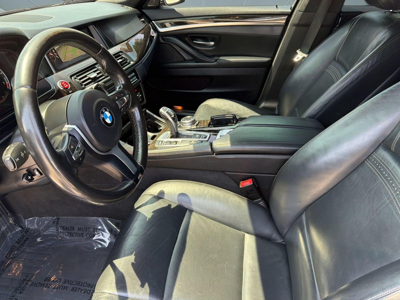 Used 2016 BMW 528i xDrive Sedan w/ M Sport AWD/4WD image 5