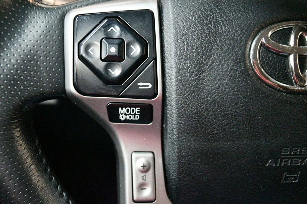 Used 2015 Toyota 4Runner Limited AWD/4WD image 41