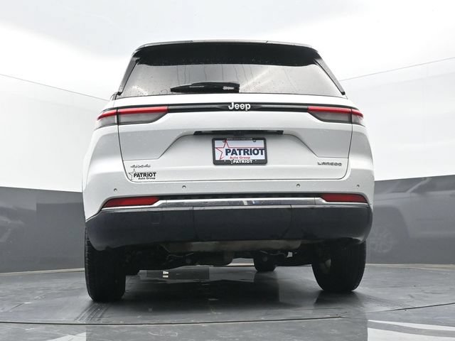 Used 2024 Jeep Grand Cherokee Laredo AWD/4WD image 40