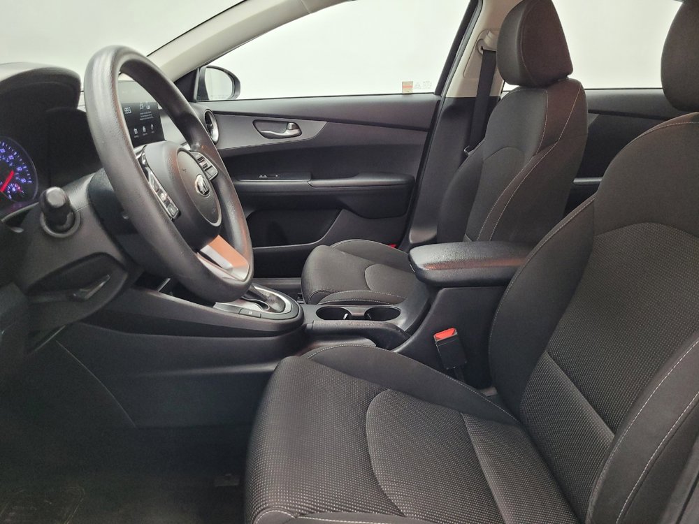 Used 2021 Kia Forte LXS FWD image 17