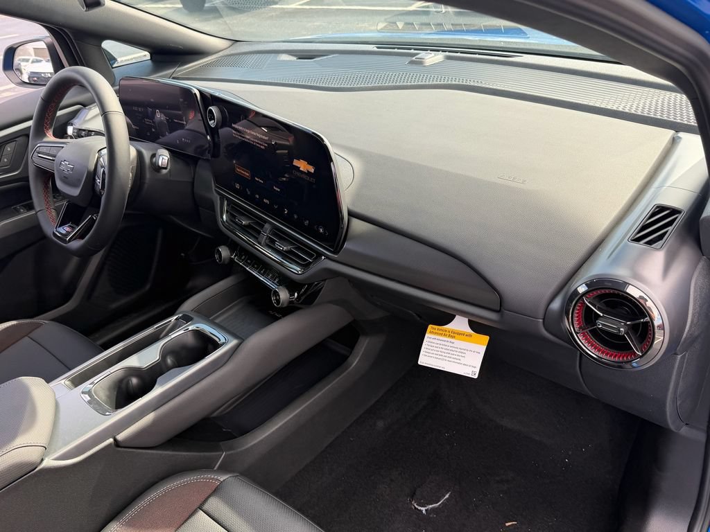 New 2026 Chevrolet Equinox EV RS w/ LPO, Active Package FWD image 8