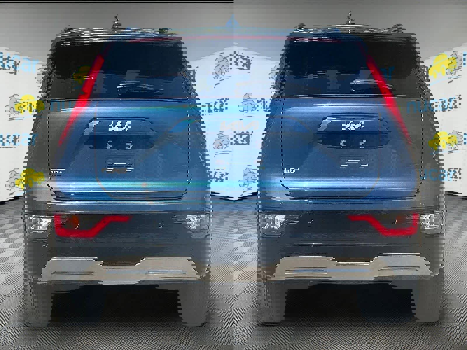 Used 2023 Kia Niro Wind w/ Wind Preserve Package FWD image 5