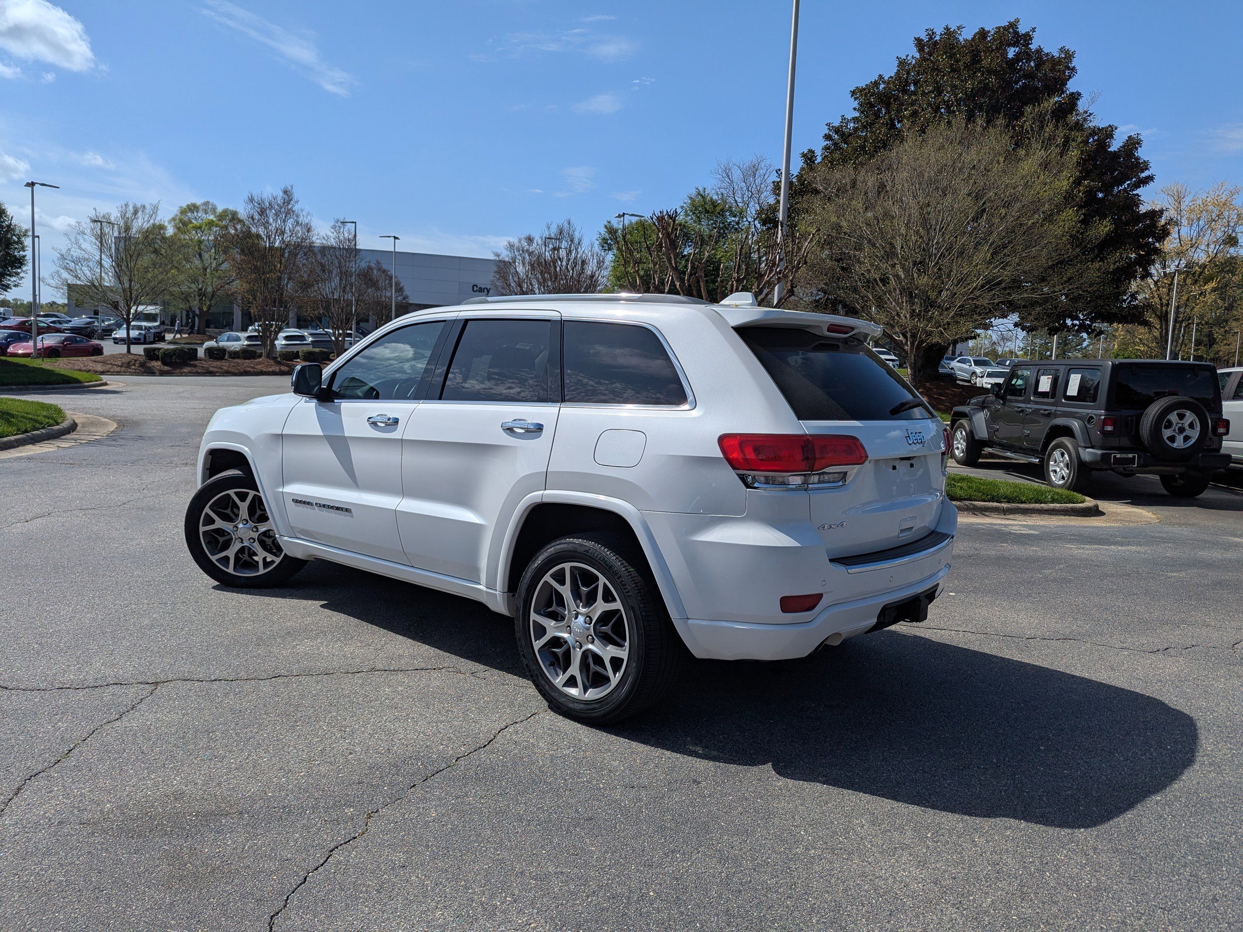 Certified 2021 Jeep Grand Cherokee Limited image 12