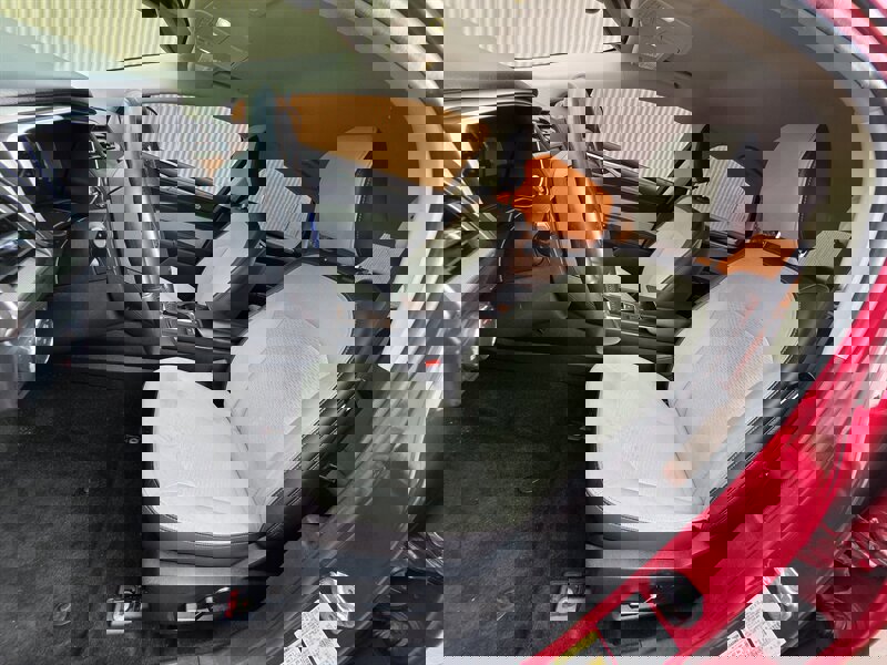 Used 2020 Ford Fusion SE w/ Equipment Group 151A image 11