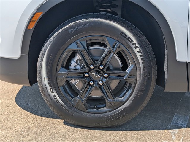 New 2025 Chevrolet Blazer LT w/ Convenience Package image 9