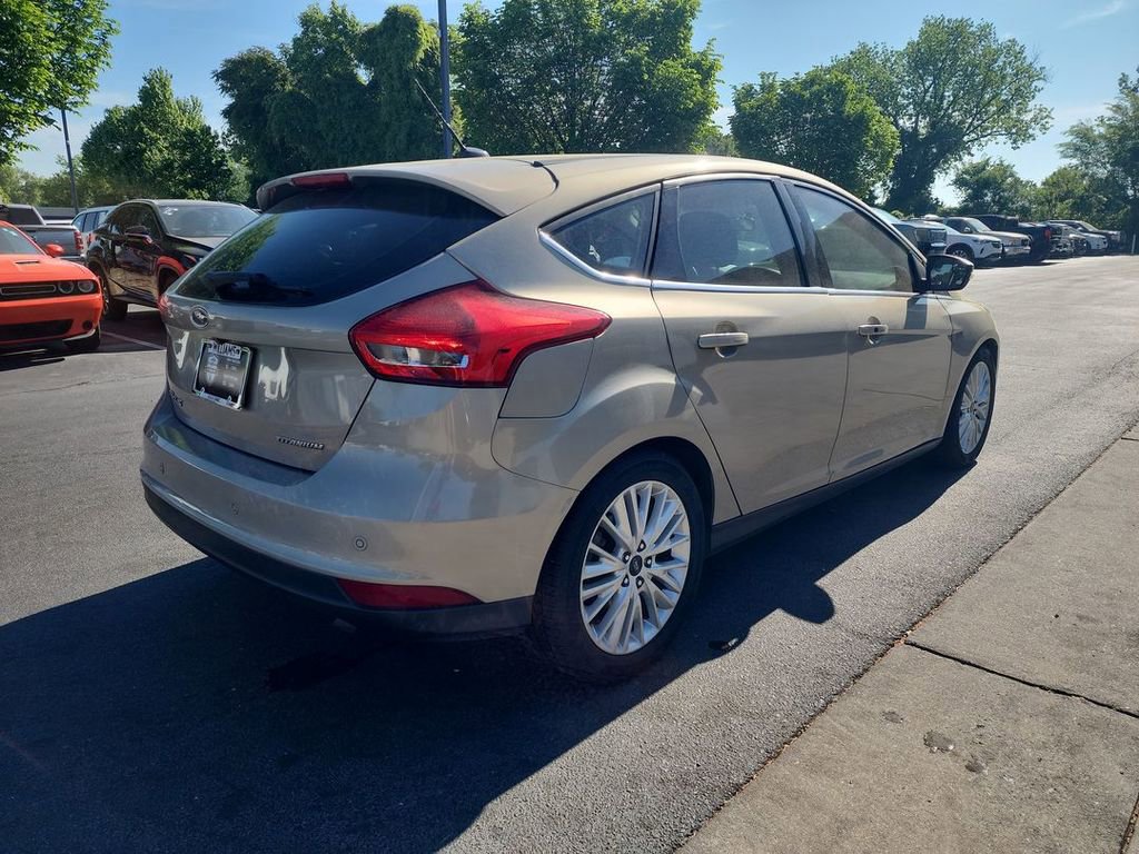 Used 2016 Ford Focus Titanium image 8