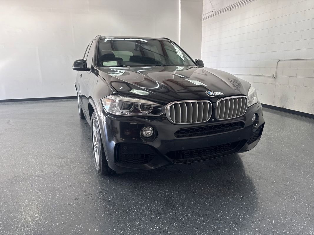 Used 2015 BMW X5 xDrive50i AWD/4WD image 1