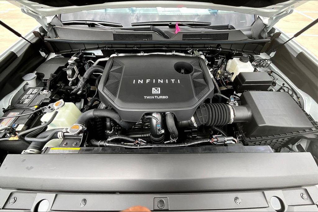 New 2026 INFINITI QX80 4WD w/ Sport Exterior Package image 25