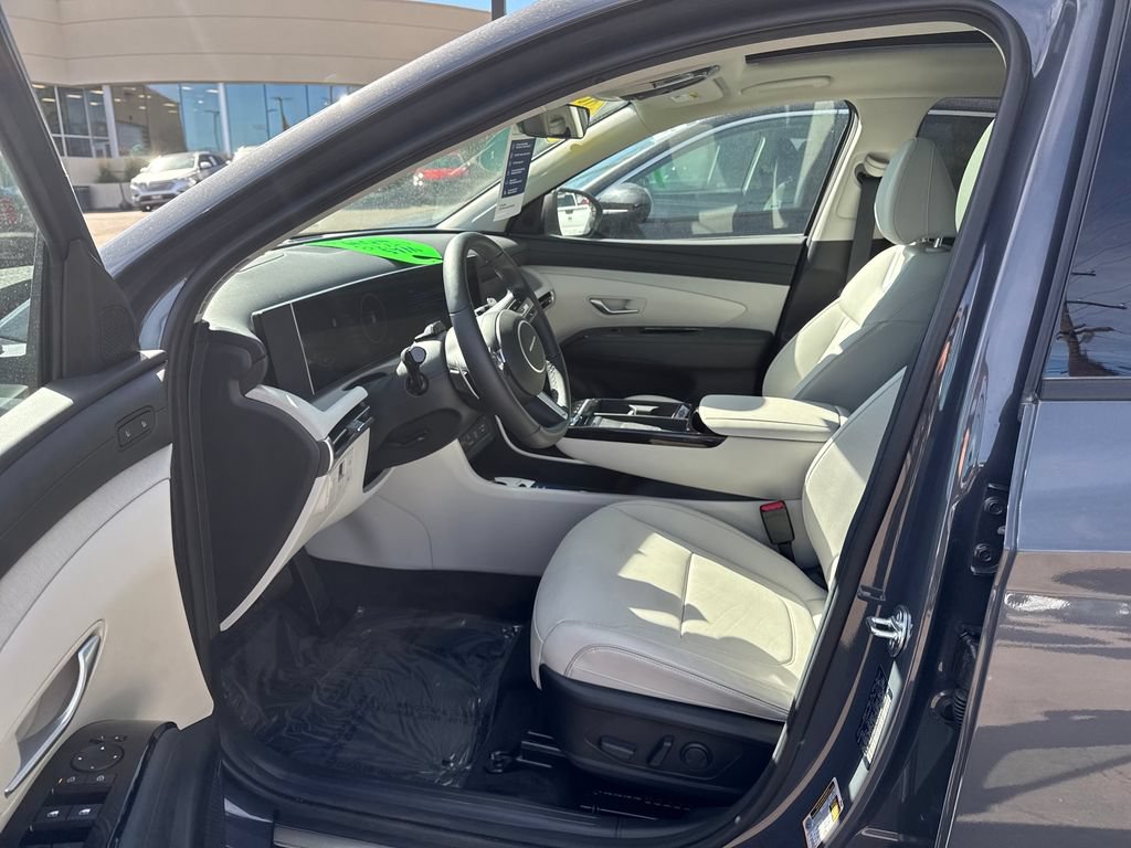 Certified 2026 Hyundai Tucson Limited AWD/4WD image 14