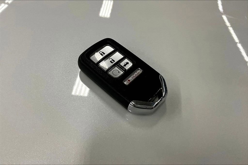 Used 2022 Honda Insight Touring image 34