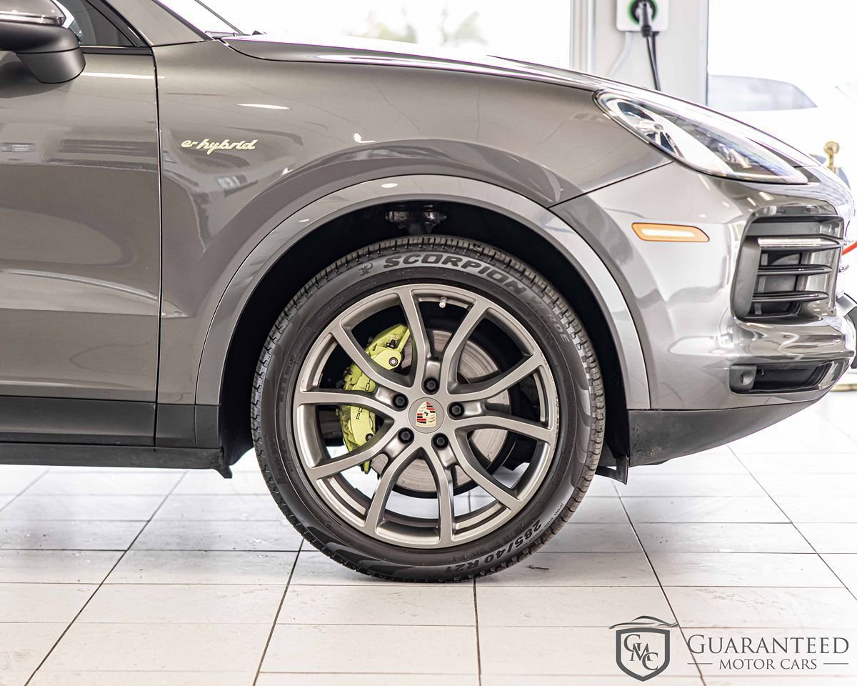 Used 2020 Porsche Cayenne E-Hybrid AWD/4WD image 12