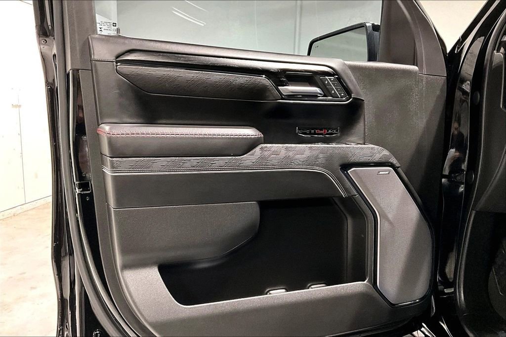 Used 2024 GMC Sierra 1500 AT4X image 21