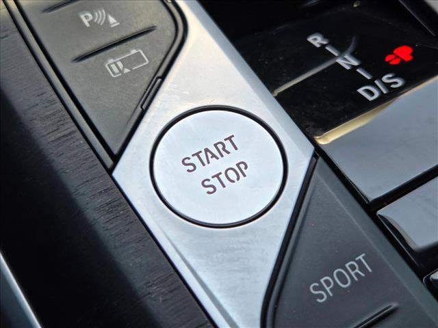 Used 2024 BMW 330e w/ Premium Package RWD image 17