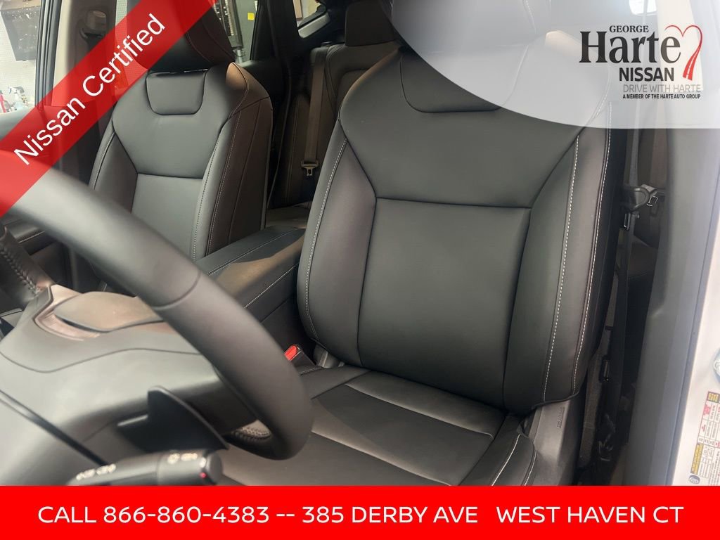 Certified 2025 Nissan Murano SV image 26