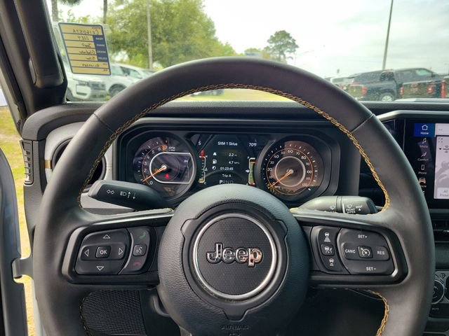 Used 2024 Jeep Gladiator Sport image 15