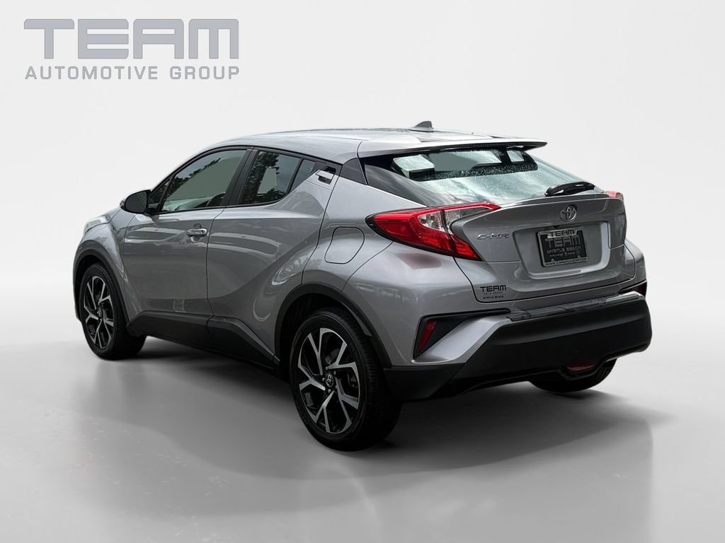 Used 2018 Toyota C-HR XLE FWD image 5