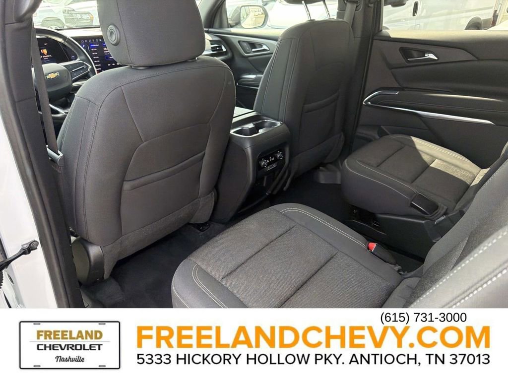 Used 2024 Chevrolet Traverse LT FWD image 18