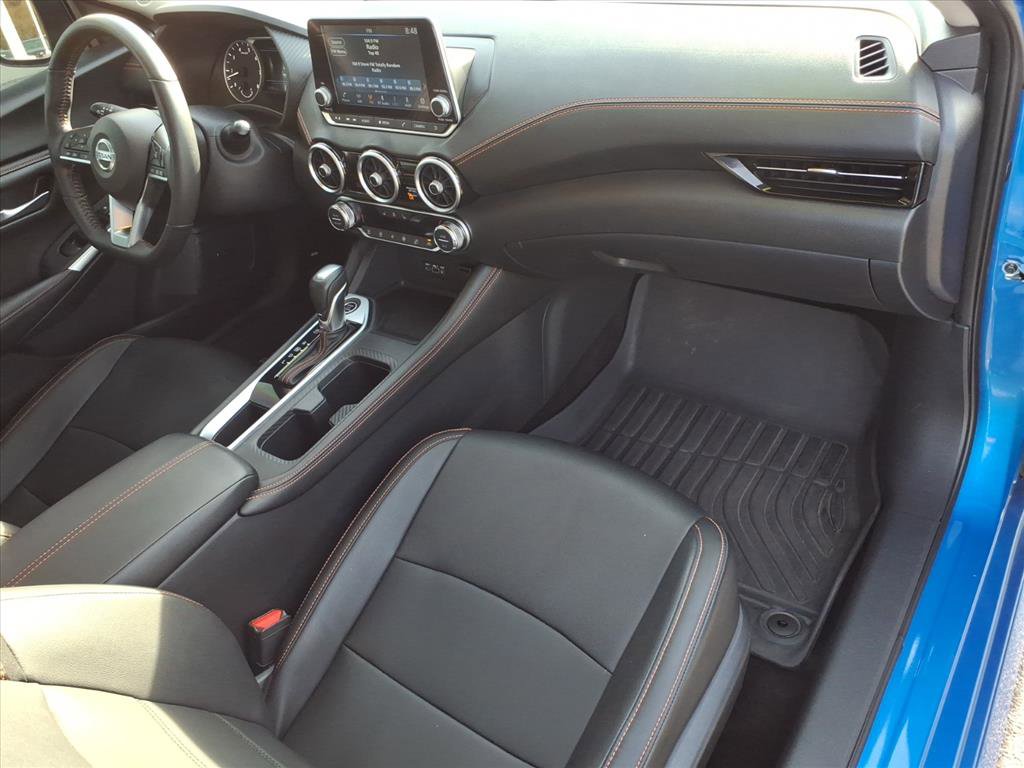 Used 2023 Nissan Sentra SR w/ SR Premium Package FWD image 18