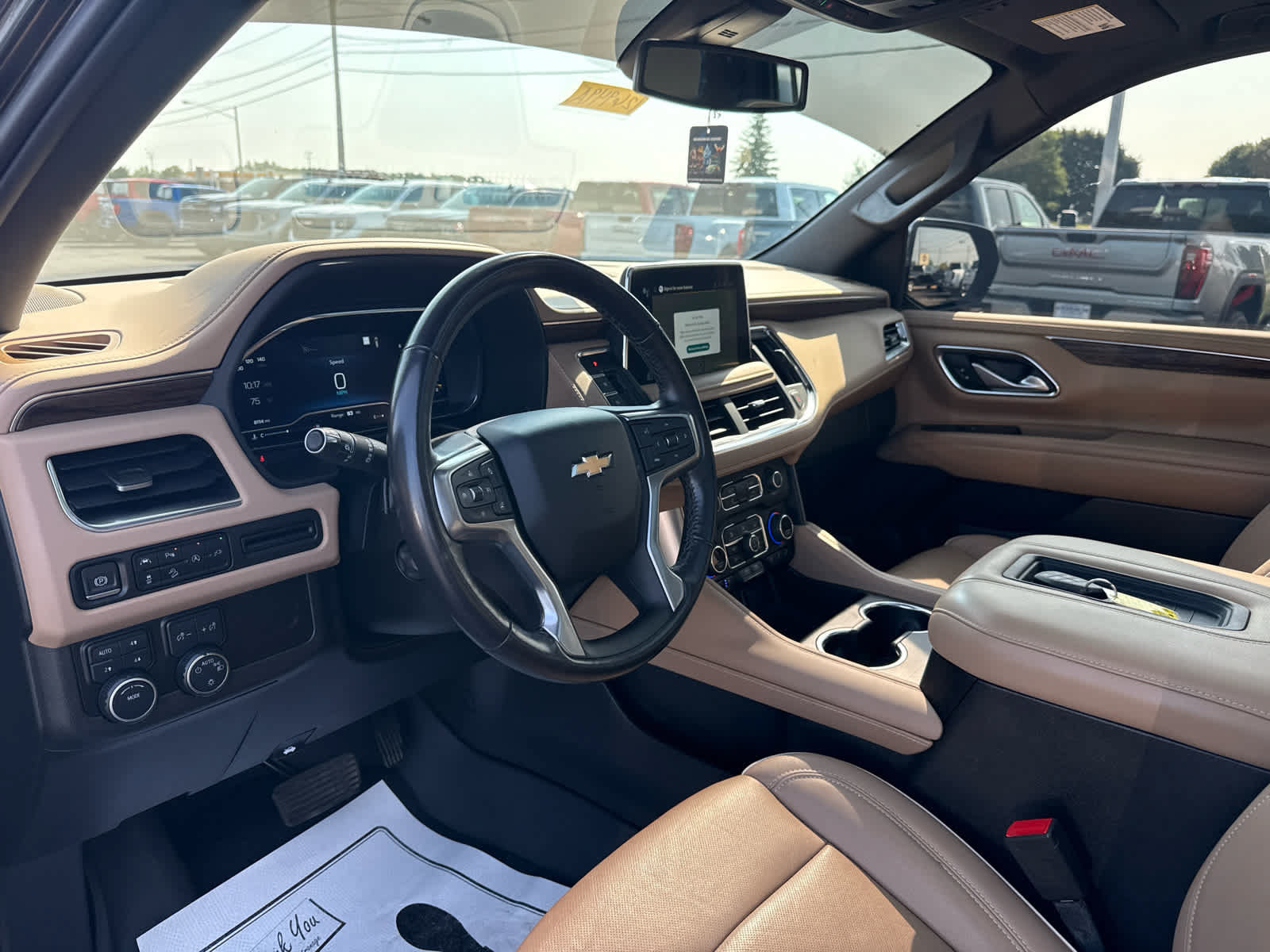 Used 2022 Chevrolet Suburban Premier AWD/4WD image 12