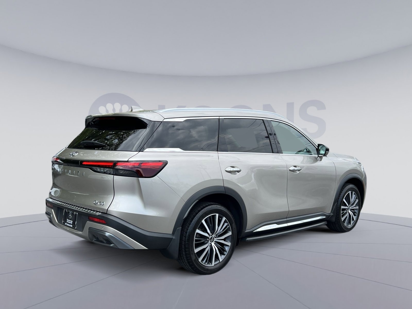 Used 2023 INFINITI QX60 Sensory AWD/4WD image 5