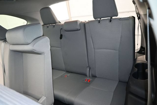 Used 2020 Toyota Highlander LE FWD image 14