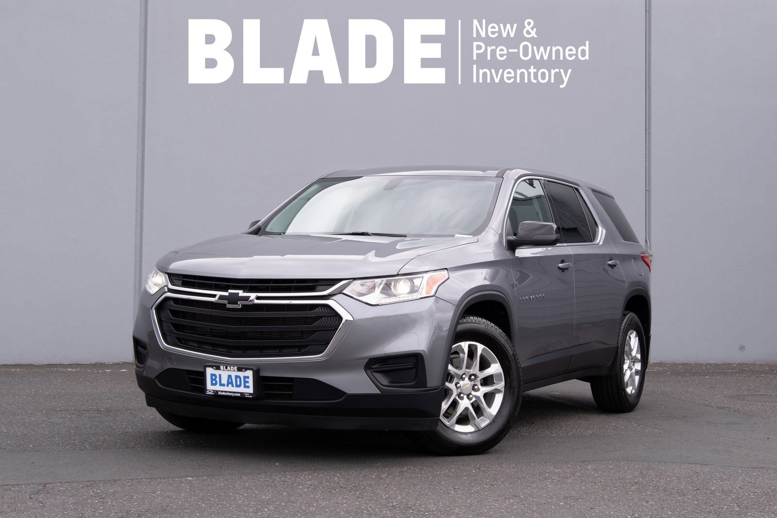 Used 2021 Chevrolet Traverse LS image 1