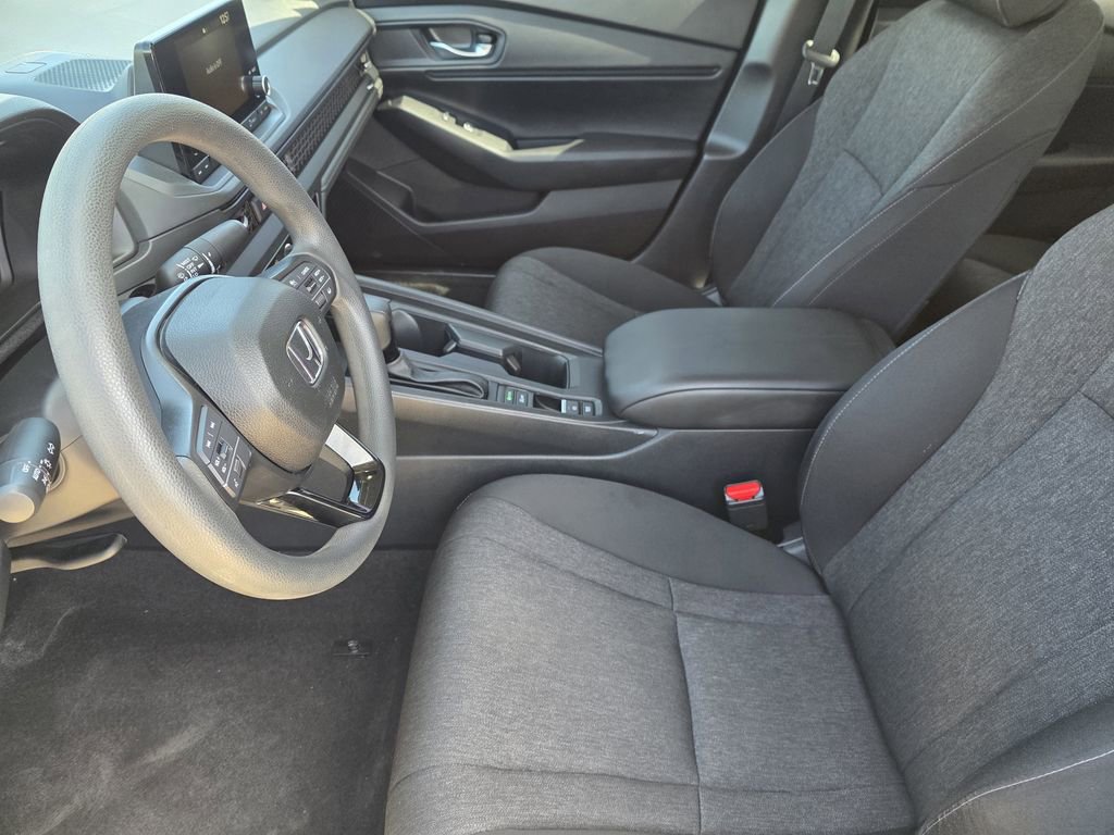 Used 2024 Honda Accord EX image 9