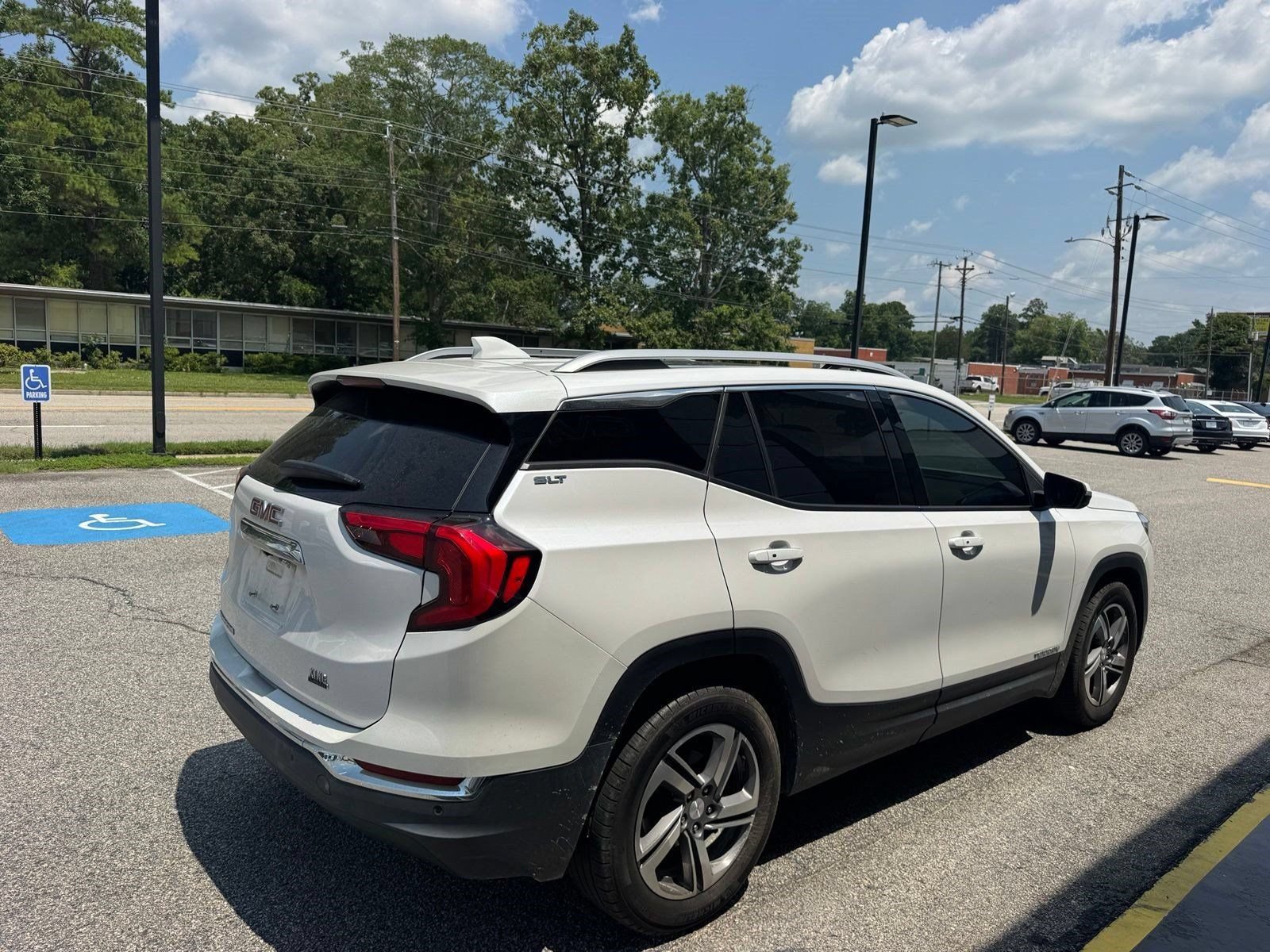 Certified 2021 GMC Terrain SLT w/ Infotainment Package II FWD image 10