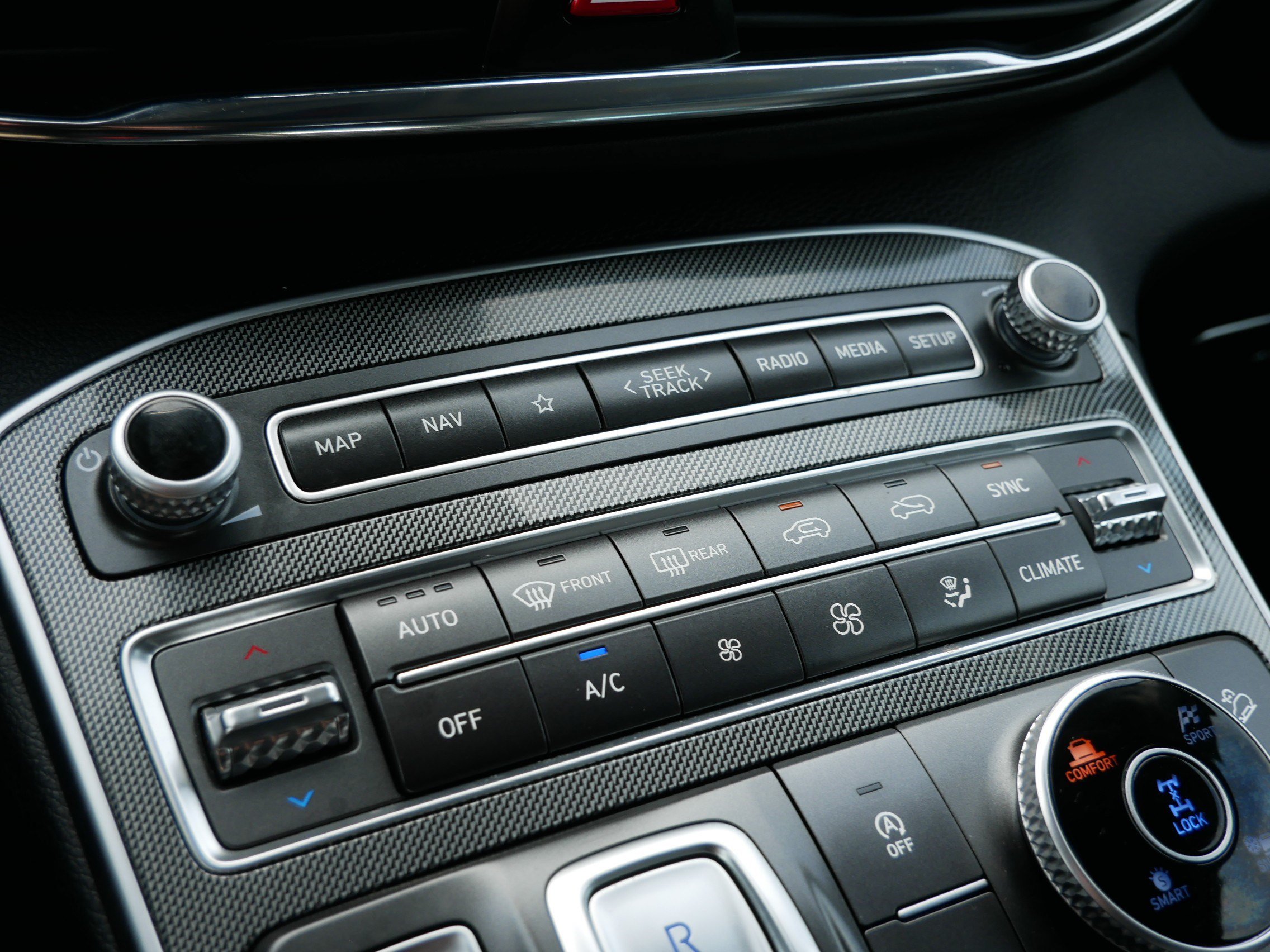 Certified 2023 Hyundai Santa Fe SEL AWD/4WD image 22