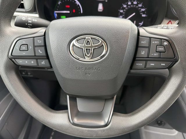 Used 2024 Toyota Sienna LE w/ LE Plus Package AWD/4WD image 20
