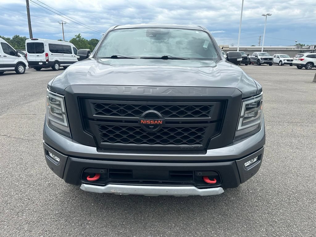 Used 2022 Nissan Titan PRO-4X w/ Pro-4x Convenience Package AWD/4WD image 2