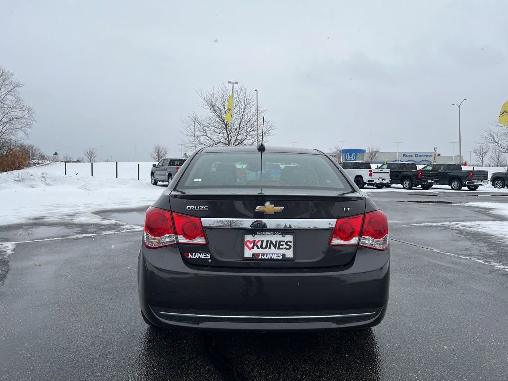 Used 2015 Chevrolet Cruze LT w/ Sun And Sound Package image 4
