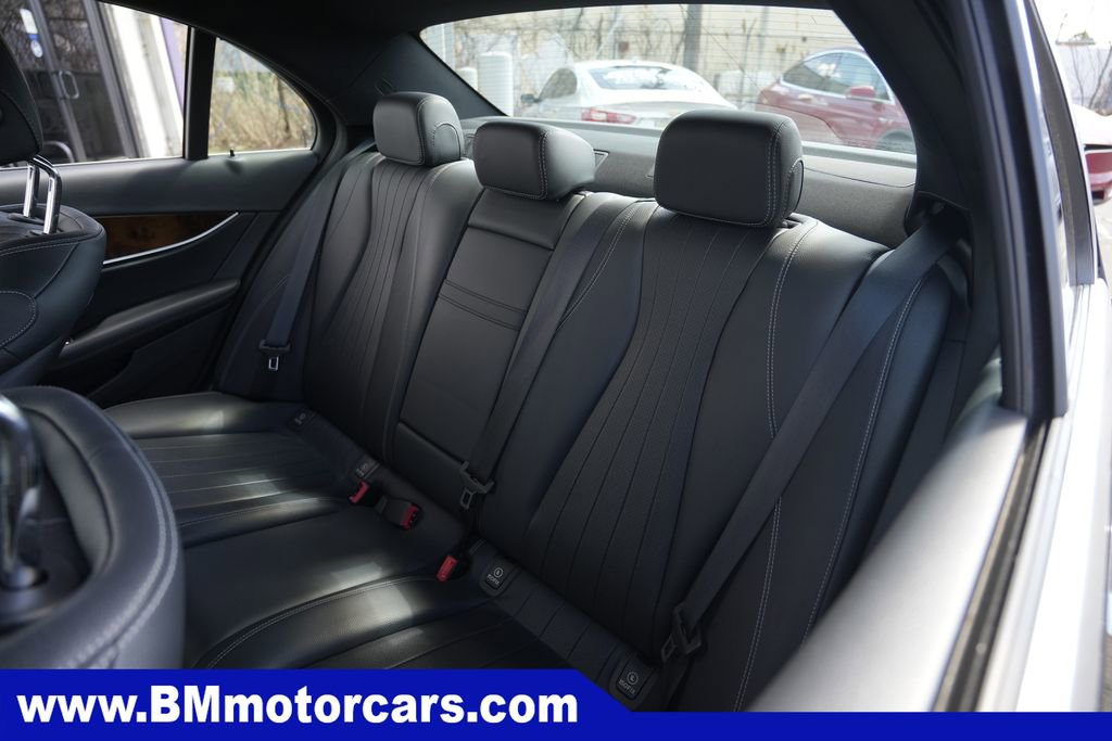 Used 2020 Mercedes-Benz E 350 4MATIC Sedan image 19