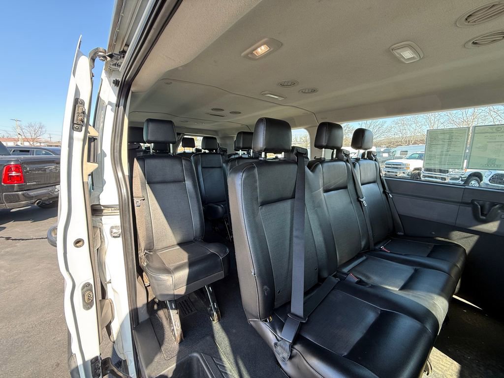 Used 2023 Ford Transit 350 XLT image 20