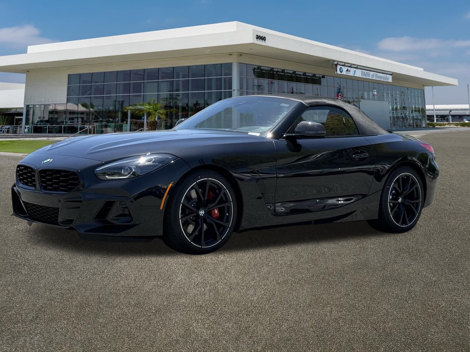 New 2026 BMW Z4 M40i w/ Premium Package RWD image 5