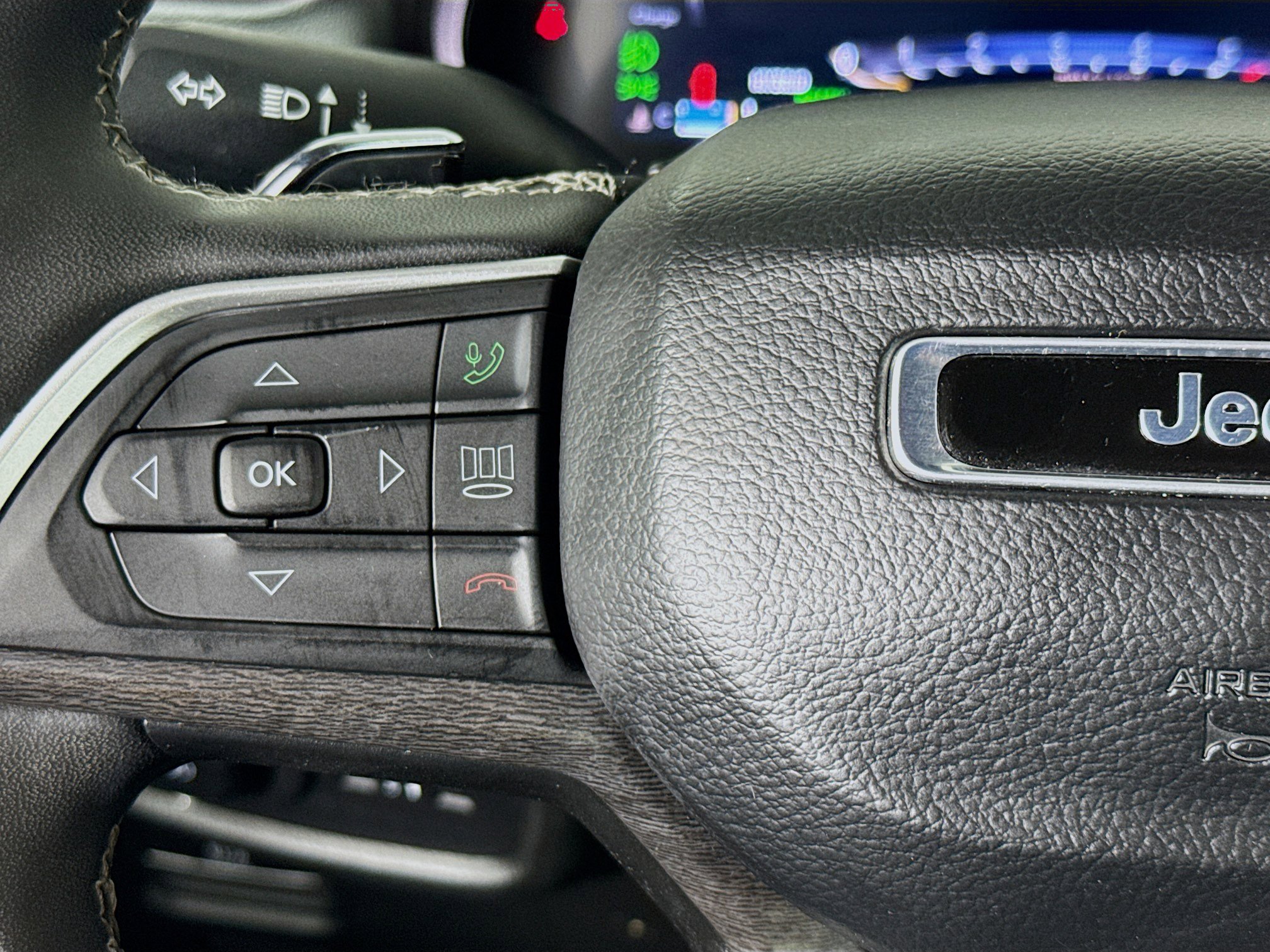 Used 2024 Jeep Grand Cherokee Limited 4xe image 13