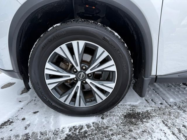 Certified 2023 Nissan Rogue SV image 26