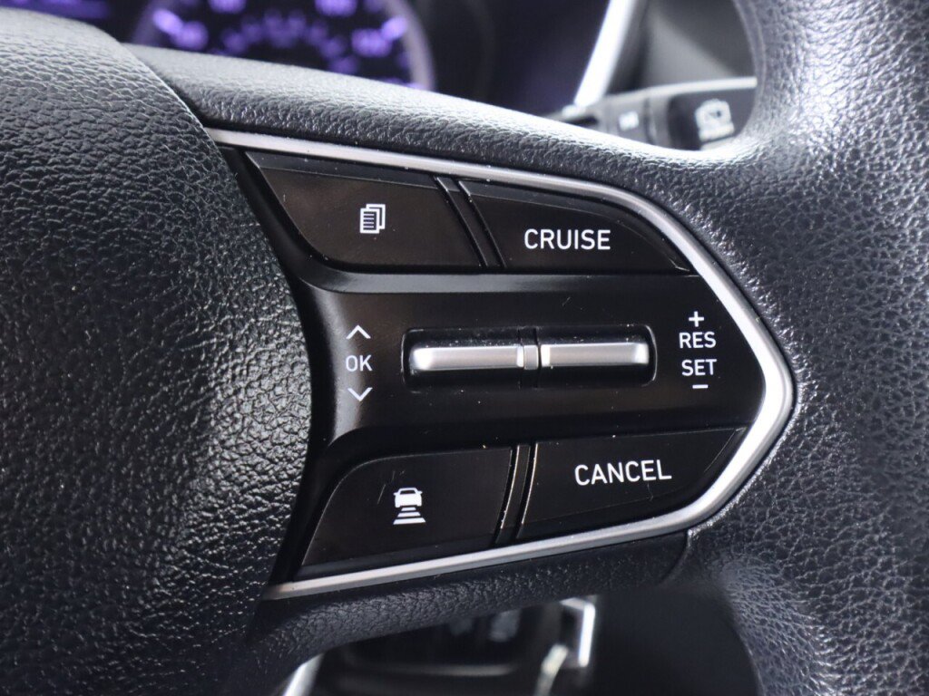 Used 2019 Hyundai Santa Fe SE FWD image 13