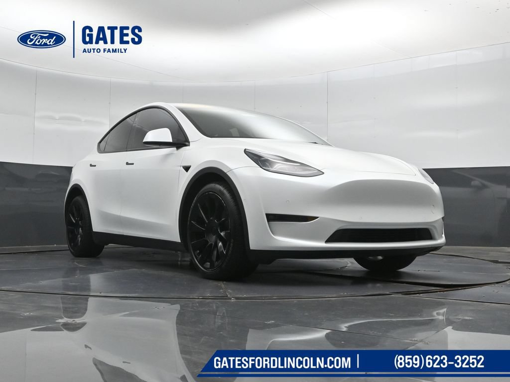 Used 2021 Tesla Model Y Long Range AWD/4WD image 38