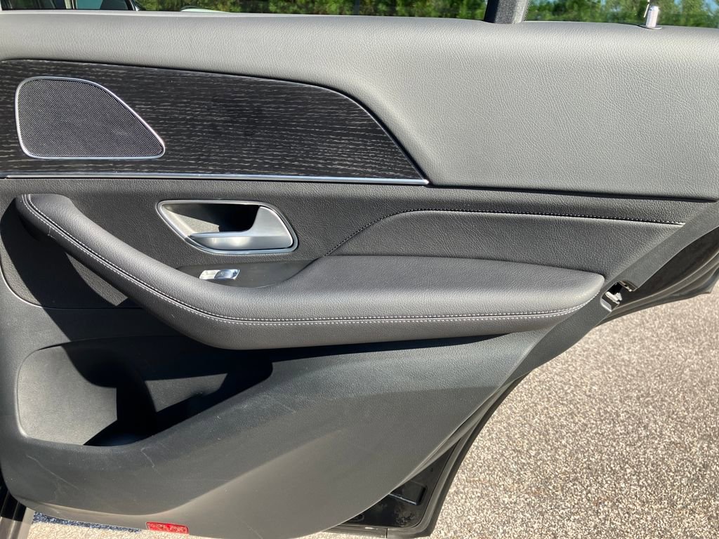Used 2025 Mercedes-Benz GLE 350 4MATIC image 34