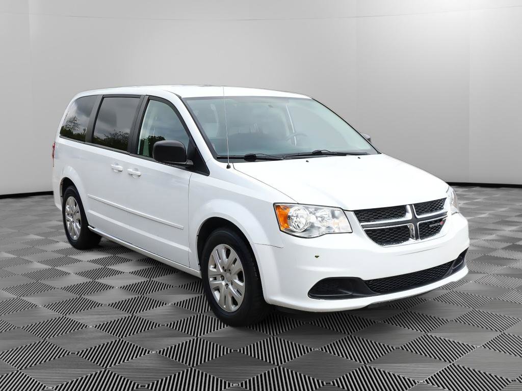 Used 2017 Dodge Grand Caravan SE FWD image 8