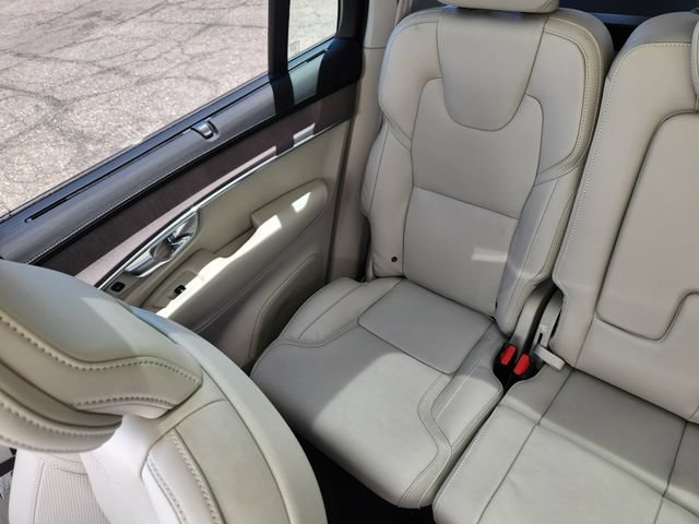 New 2026 Volvo XC90 T8 Ultra w/ Protection Package AWD/4WD image 13