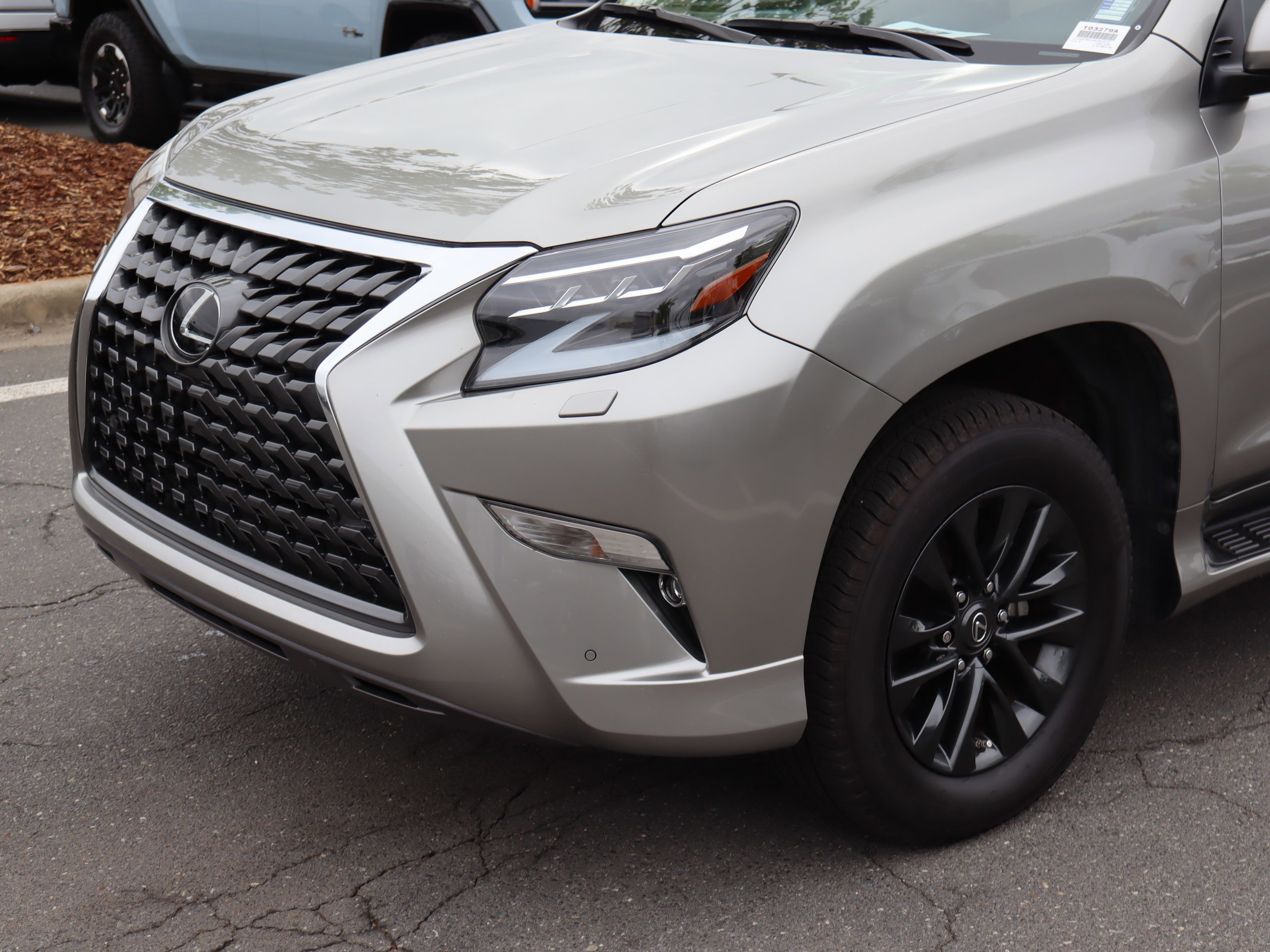 Used 2023 Lexus GX 460 Premium AWD/4WD image 6
