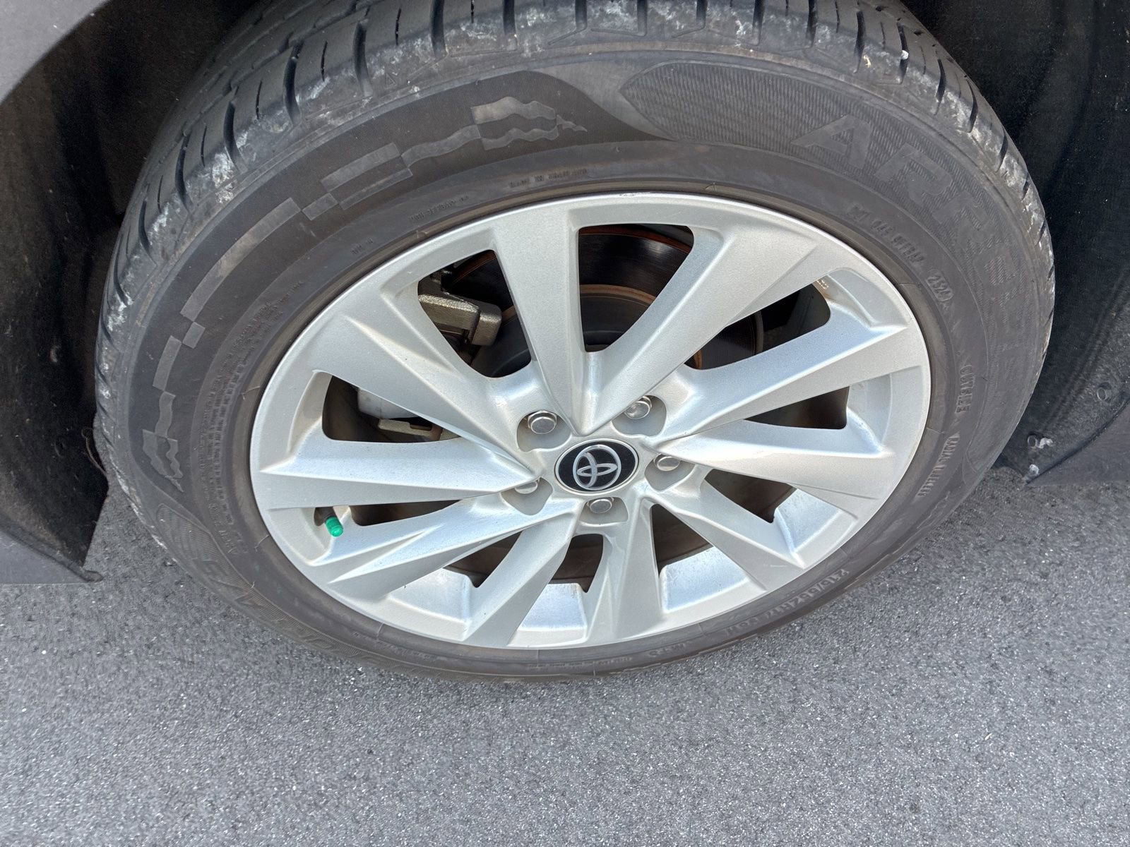 Used 2023 Toyota Camry LE FWD image 2