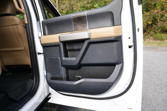 Used 2022 Ford F250 Lariat w/ Tremor Off-Road Package image 41