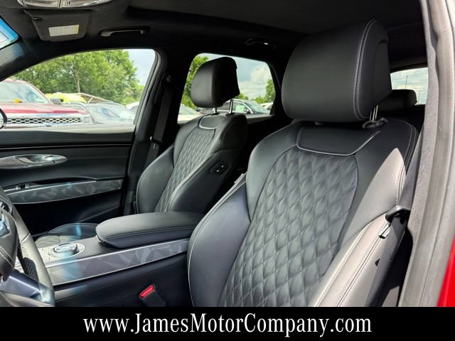 Used 2022 Genesis GV70 3.5T Sport w/ Sport Advanced Package AWD/4WD image 12